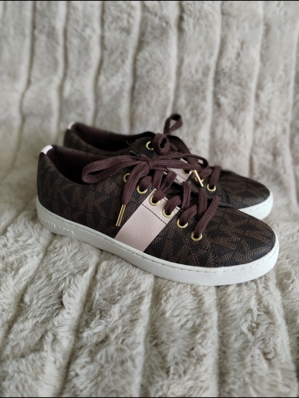 Michael Kors MK Logo Sneakers Brown Monogram Lace Up Low Top Women’s 8.5M